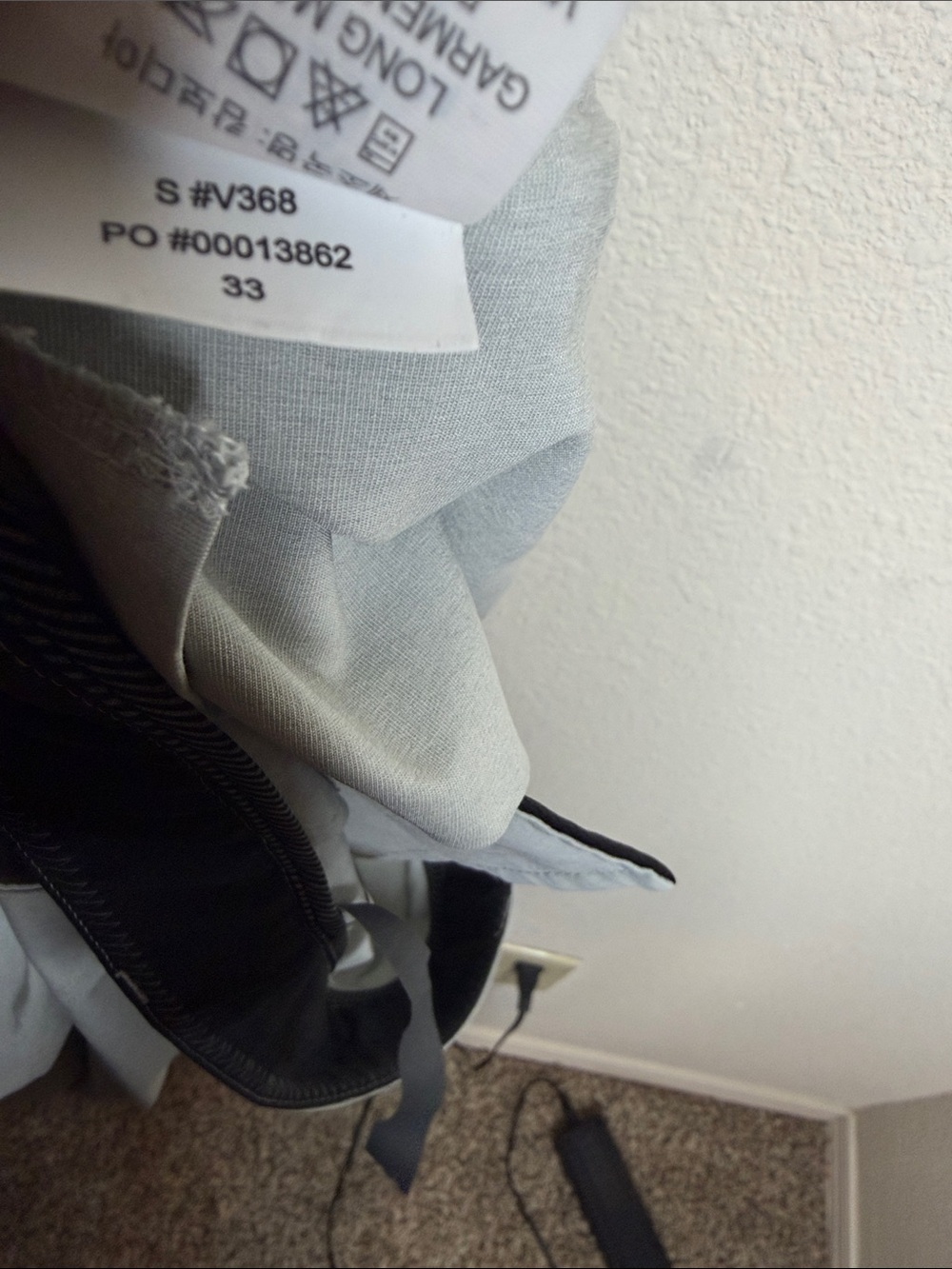 Vuori | Men’s Aim Shorts in Sky Grey Size 33 - Picture 6 of 6